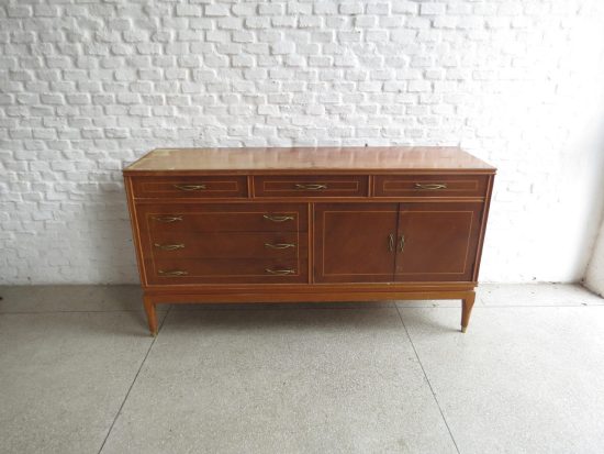 Lote: 24 - Lote: 24 - Cómoda