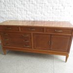 Lote: 24 - Lote: 24 - Cómoda