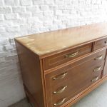 Lote: 24 - Lote: 24 - Cómoda