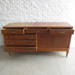 Lote: 24 - Lote: 24 - Cómoda