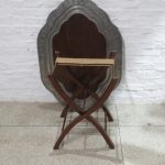 Lote: 61 - Lote: 61 - Mesa auxiliar