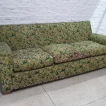 Lote: 85 - Lote: 85 - Sillón y puff