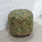 Lote: 85 - Lote: 85 - Sillón y puff