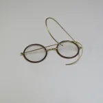 Lote: 77 - Lote: 77 - Gafas