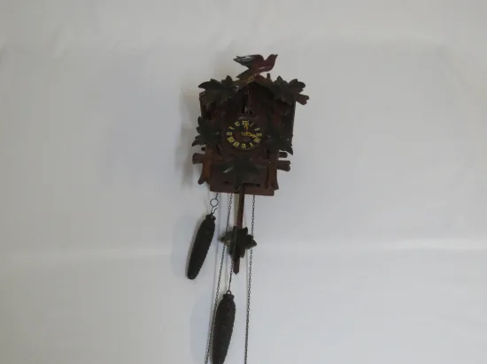 Lote: 160 - Lote: 160 - Reloj cucu
