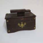 Lote: 54 - Lote: 54 - Caja lustrasor