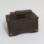 Lote: 54 - Lote: 54 - Caja lustrasor
