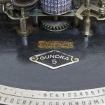 Lote: 118 - Lote: 118 - Máquina de escribir