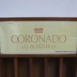 Lote: 66 - Lote: 66 - Exhibidor