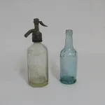 Lote: 28 - Lote: 28 - Botella y Sifón